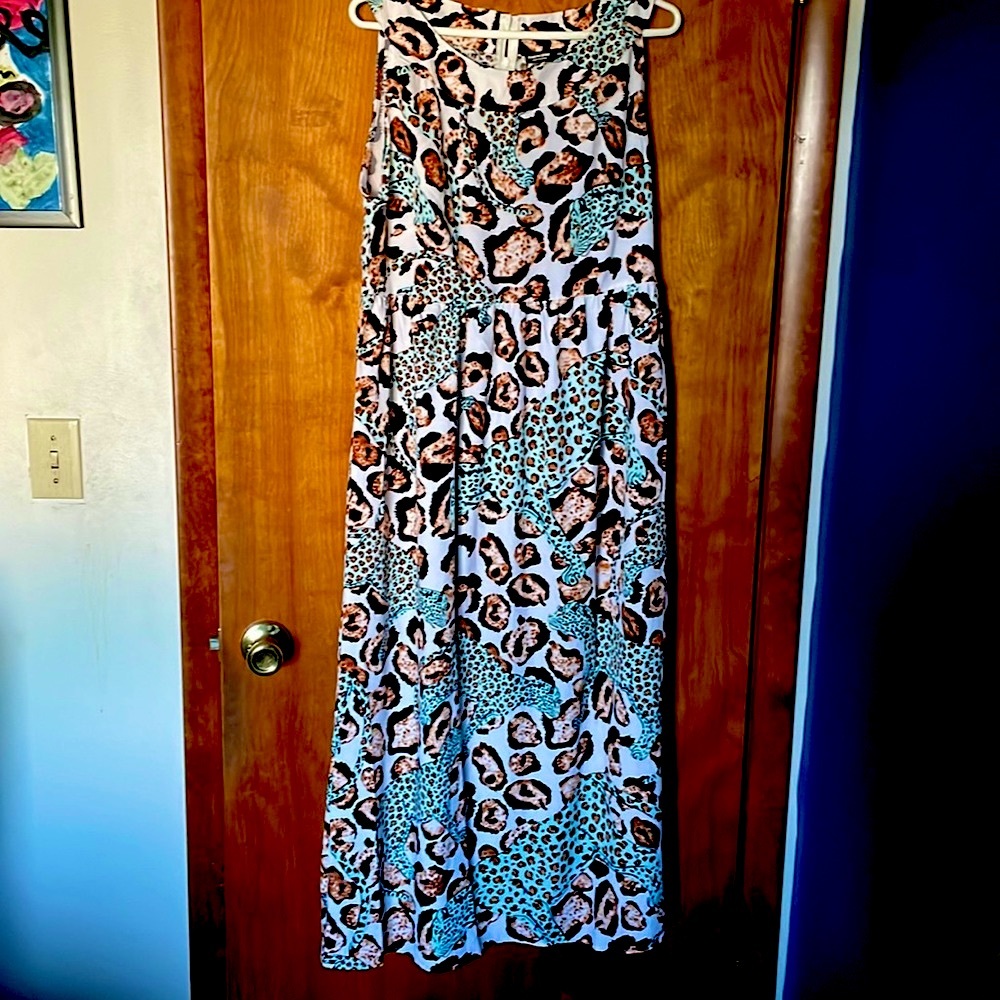 SHEIN dress never worn OXL
